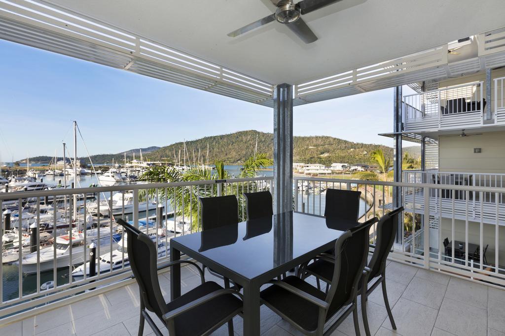 Boathouse Port Of Airlie Apartamento Airlie Beach Quarto foto