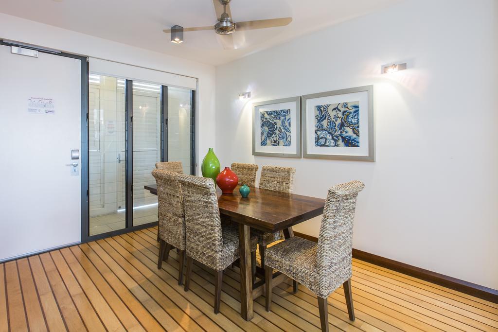 Boathouse Port Of Airlie Apartamento Airlie Beach Quarto foto